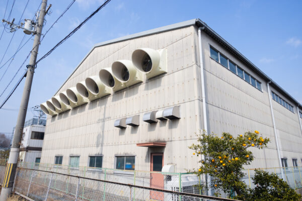 製造業が未経験でも安心！女性が輝ける職場環境サムネイル