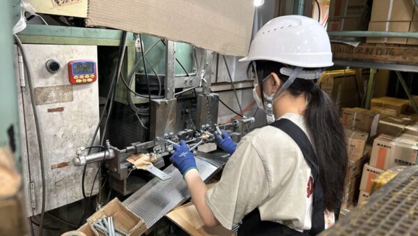 【未経験】製造業で活躍する女性たち！リアルな現場をご紹介サムネイル